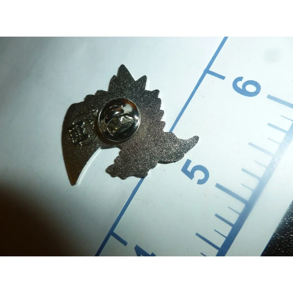 Monster Hunter Azure Rathalos Enamel Pin‎ Capcom Official Monster Icon Series